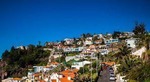 Aluguel de carros em Caniço, Portugal - Madeira